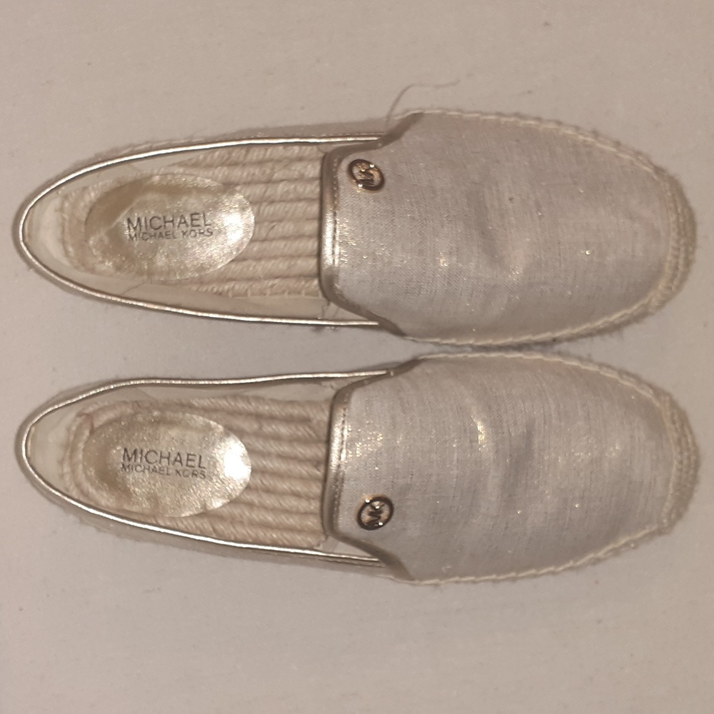 NWT' Women's Linen Michael Kors Espadrilles.